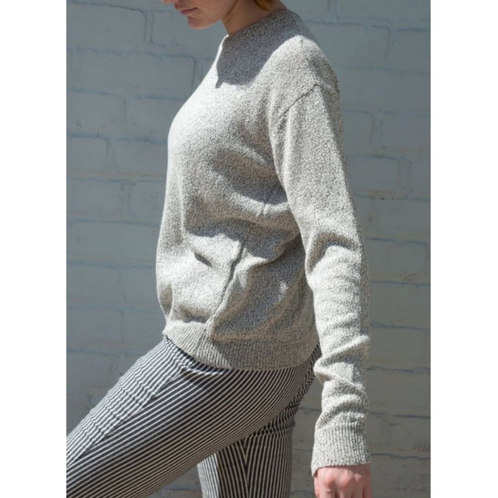 NWOT Brandy Melville Bernadette Grey Soft Sweater - Picture 4 of 6